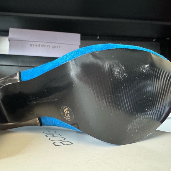 BCBGeneration Pumps - Picture 5 of 5